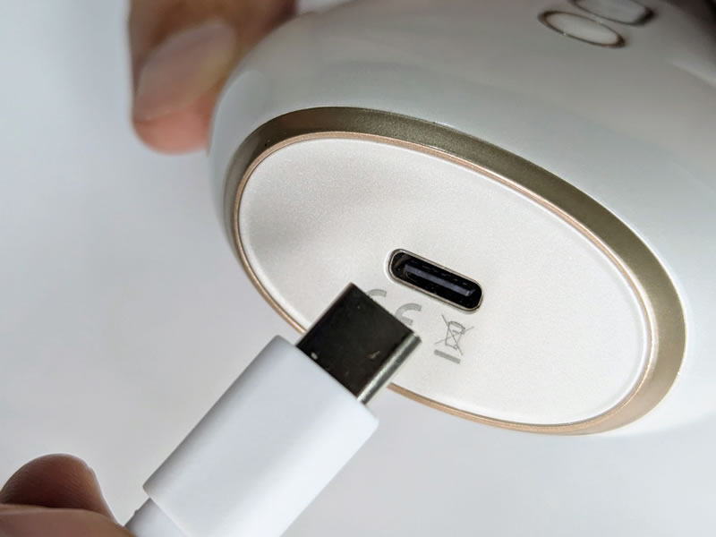 微電流吸引ローター「ToyCod 花咲香」の充電ポートはType-C
